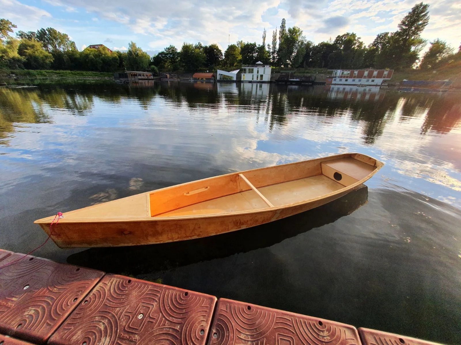 Quick Canoe Electric
